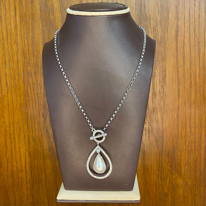 Love Pearl Necklace
