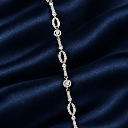 Bracelet, no stone, close-up on crystal cluster