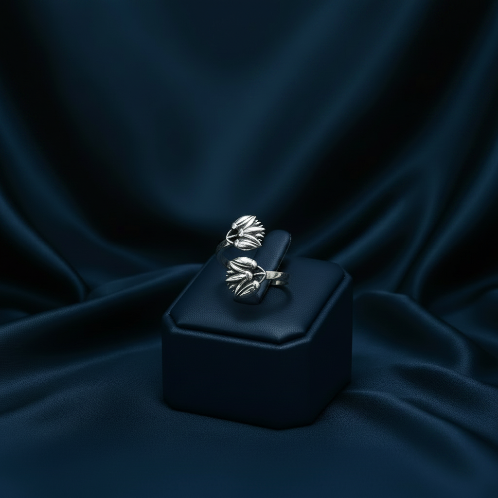 Double Tulip Bypass Ring