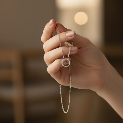 Infinity Circle - Hand