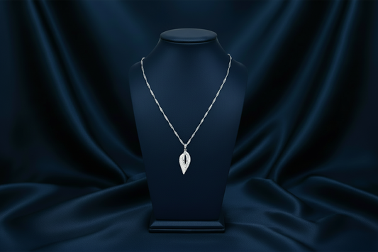 Leaf Pendant Necklace