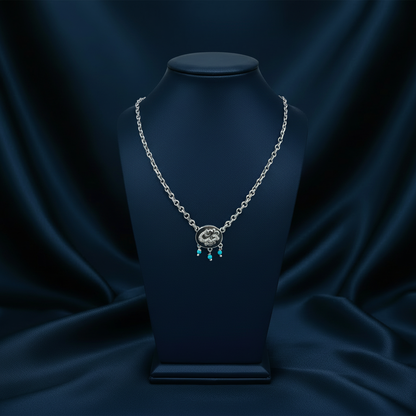 حب Necklace - Bust Stand