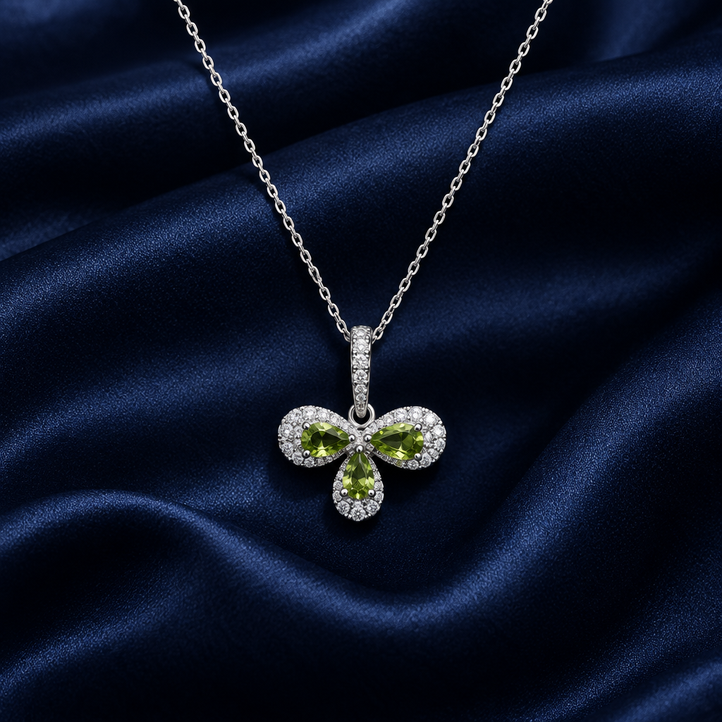 Peridot trefoil necklace, close-up, scaled down